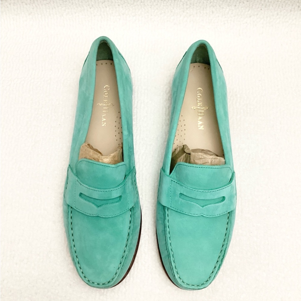 New Cole Haan Women's Aqua suede Loafers size 6